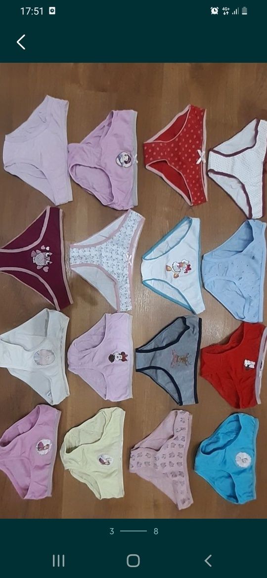 Boxers e cuecas 2/3 e 4 anos; meias 19/22; collants 1/2 anos