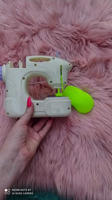 Дитяча швейна машинка