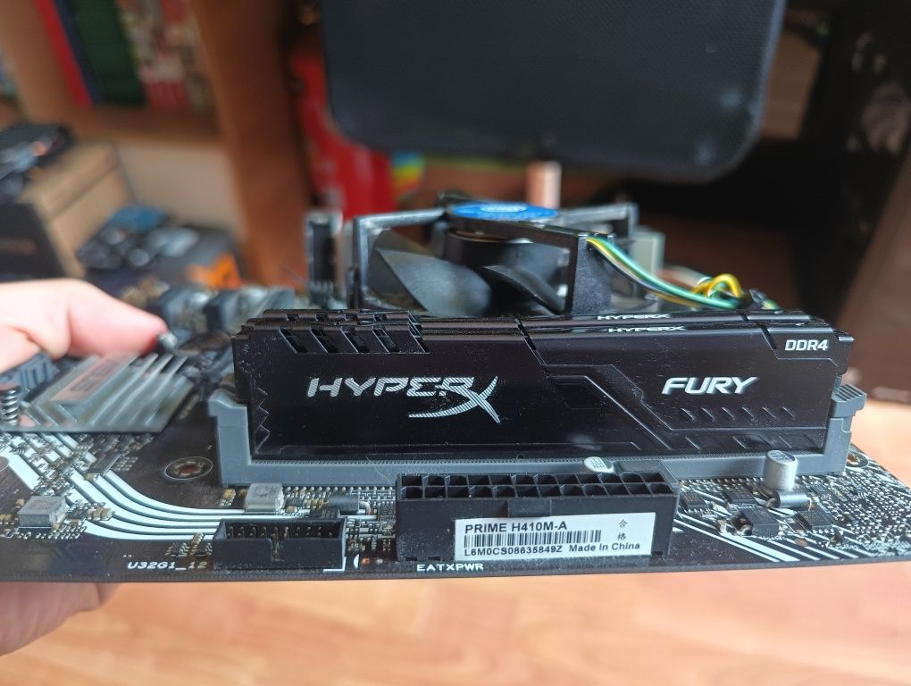 GTX 1650 4gb, zasilacz chieftec 500W, dysk HDD 2tb, 500gb + reszta