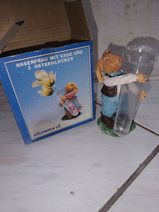 Stary Unikatowy Zająć z wazonikiem