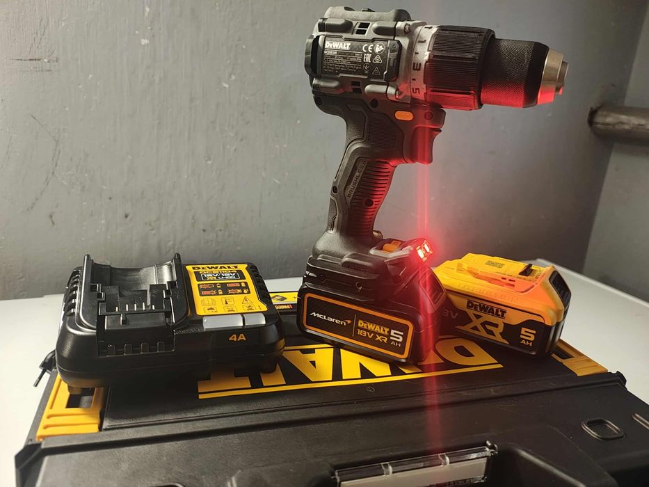 Wkrętarka z funkcją udaru DCD85M Mclaren odpowiednik DCD805 DeWalt 18v