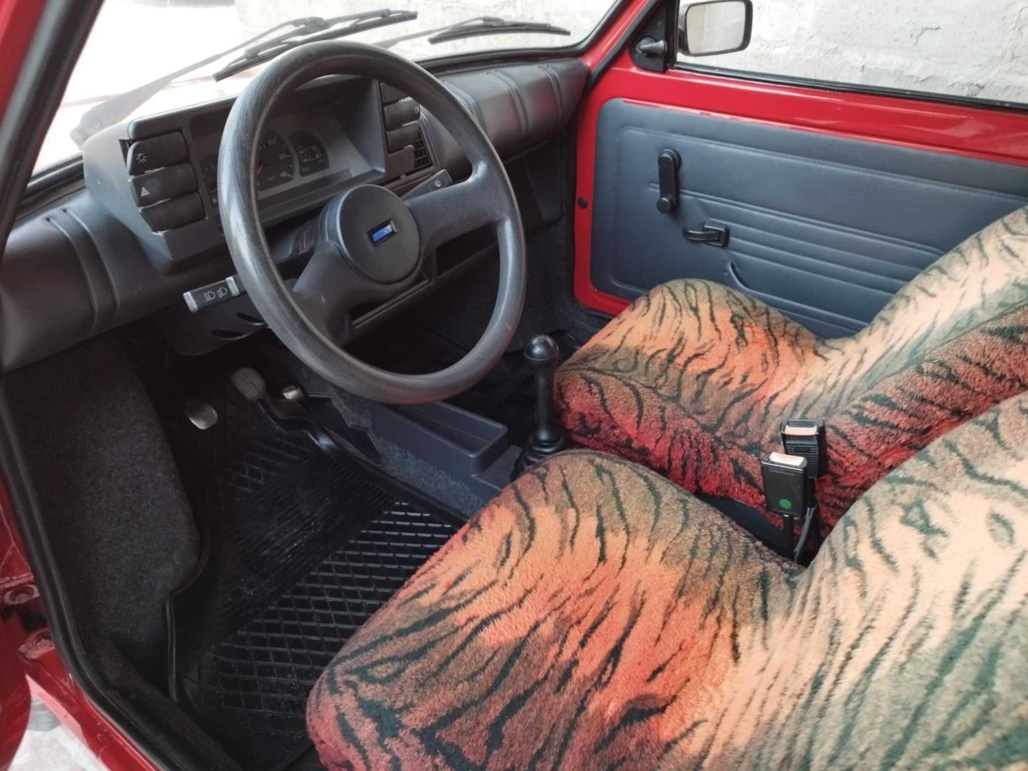 Sprzedam Fiat 126p po remoncie blacharsko lakierniczym.