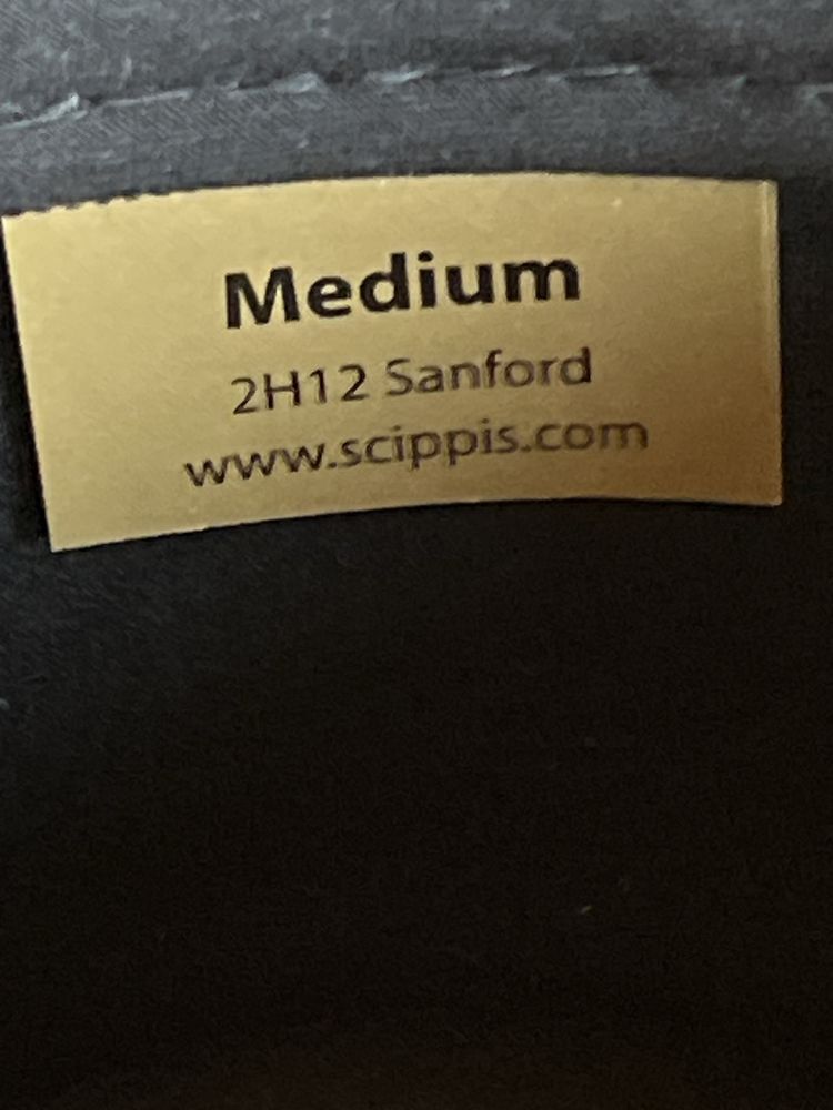 Sprzedam wełniany kapelusz firmy Scippis Made in Australia rozmiar M