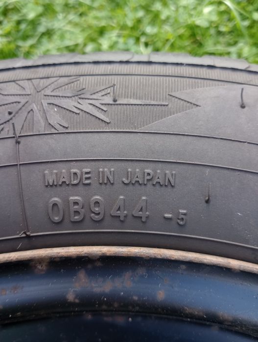 Opony zimowe na felgach stalowych 185/65/15