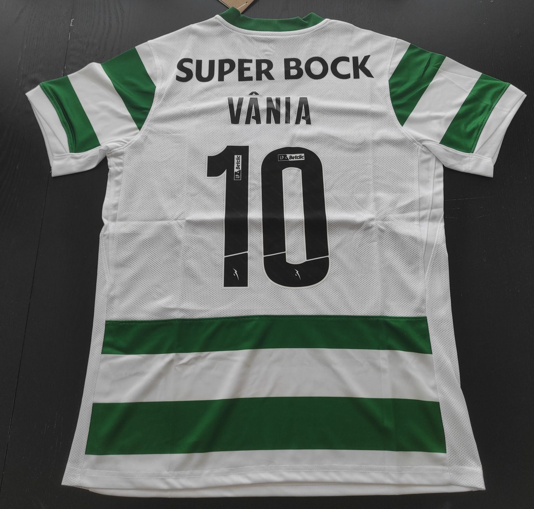 Camisola do Sporting, época 25/26, tamanho M, com o Nome: Vânia, N°10