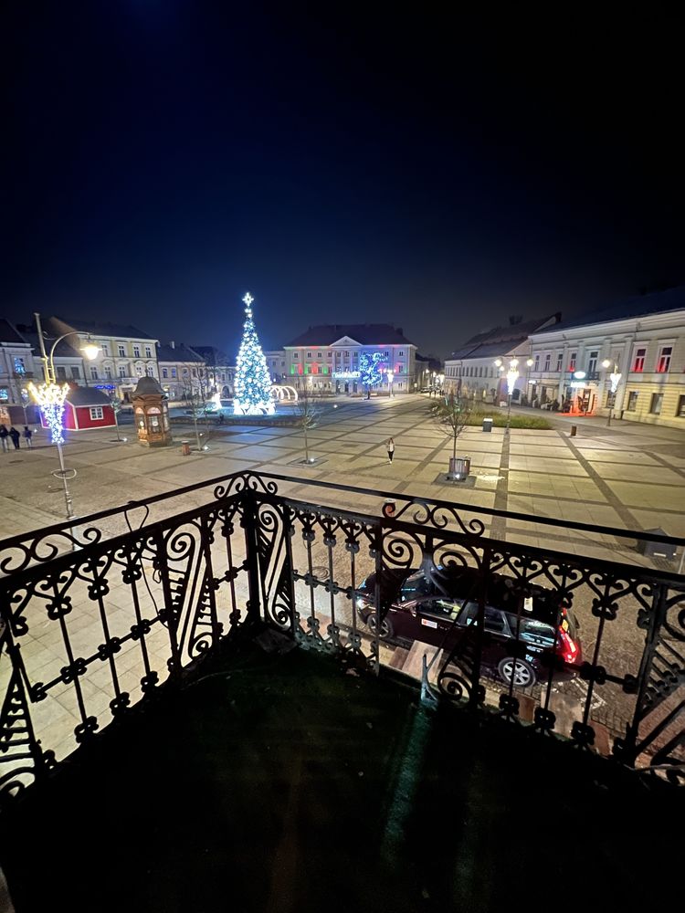 Lokal na imprezy z widokiem na Rynek w Kielcach