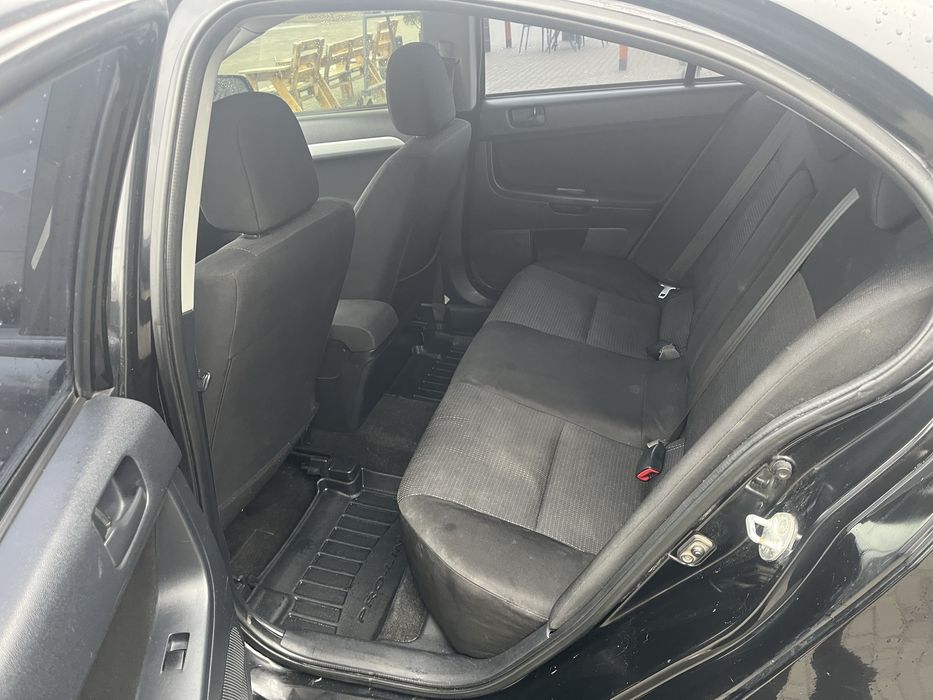 Лансер 10 мотор 1,5 коробка механика 5 ст