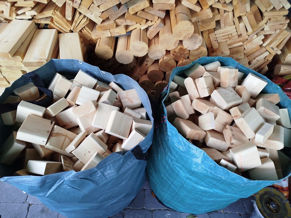Drewno opałowe pocięte  dwa worki