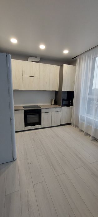 Пропонуємо в оренду 2-кімнатну квартиру + кухня студія ЖК "А+Я"