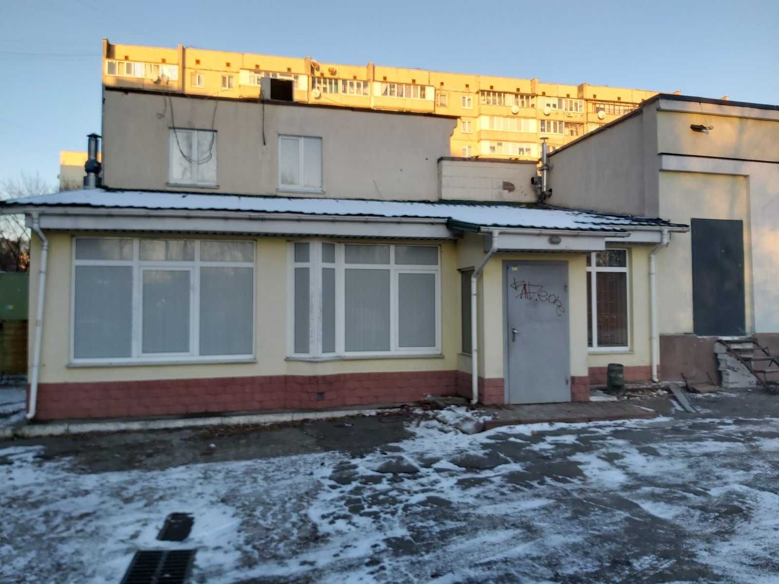 Оренда комерційного приміщення 1 поверх 93,7 м2 Піцерія Суши Кав та ін