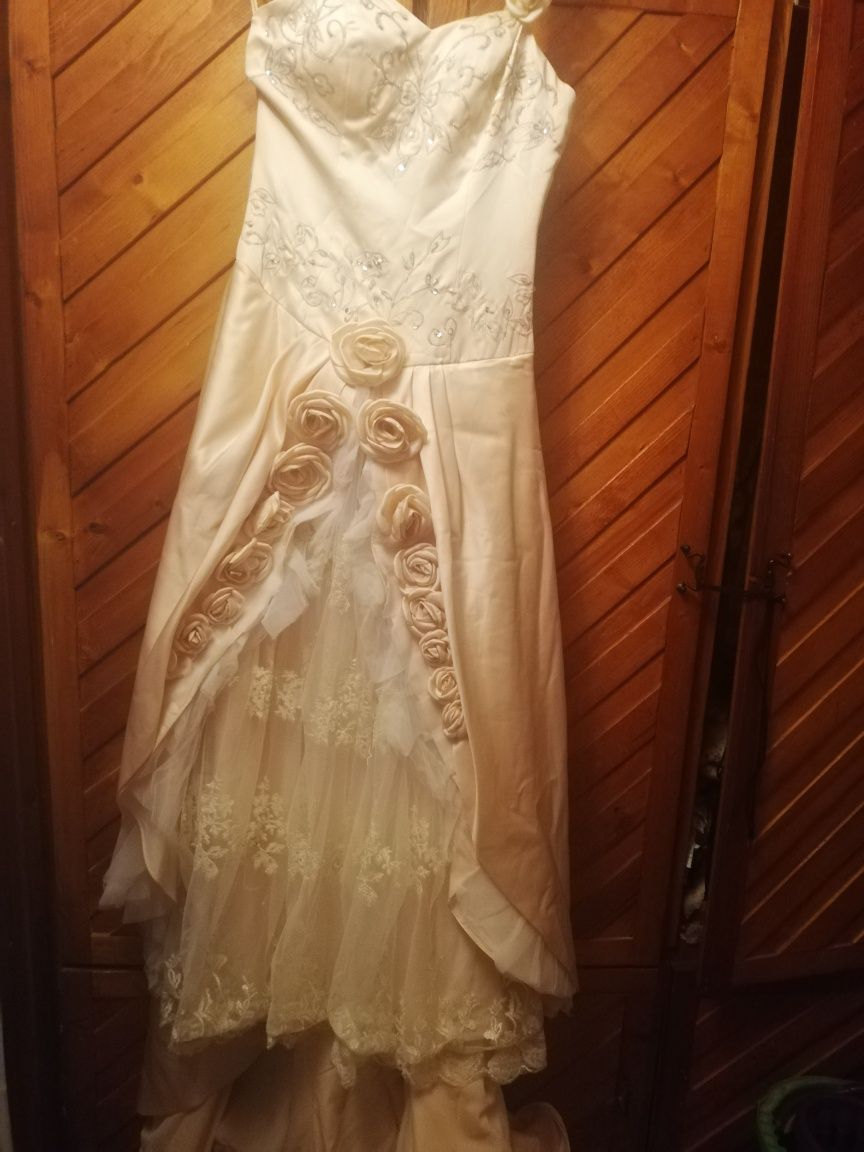 Sprzedam suknię ślubna