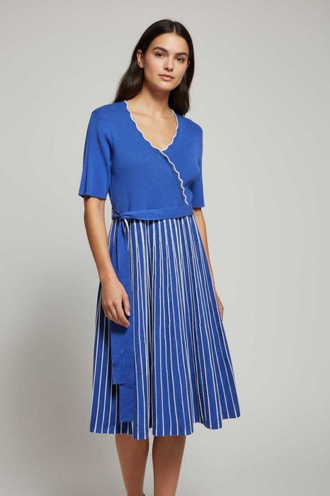 Платье в рубчик демисезонное Nina Leonard, р. М