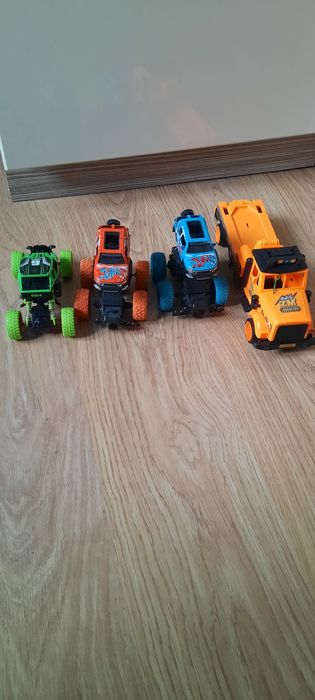 Autka dla chłopca 4 sztuki