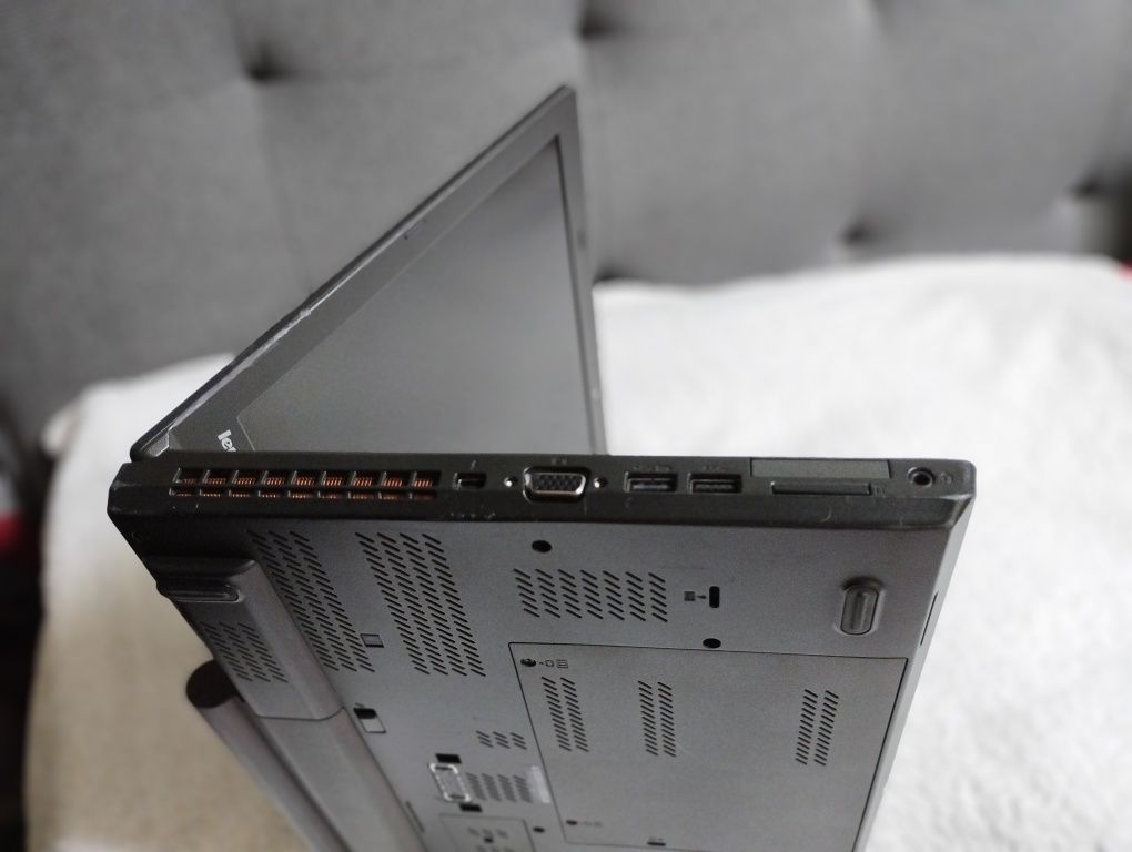Lenovo W540 FHD i7-4800MQ/8gb DDR3/HDD 512gb/NVidia K1100m