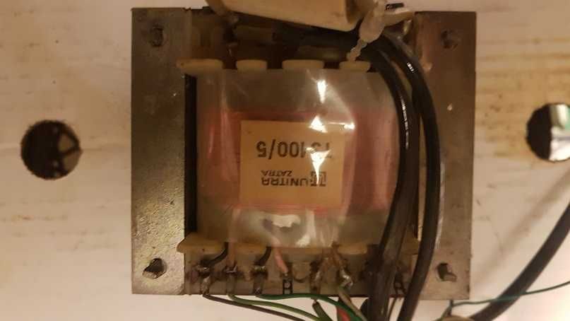 transformator z 220V na niższe