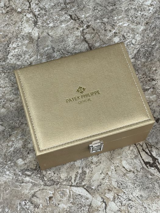 Коробка , бокс для часов Патек Филипп