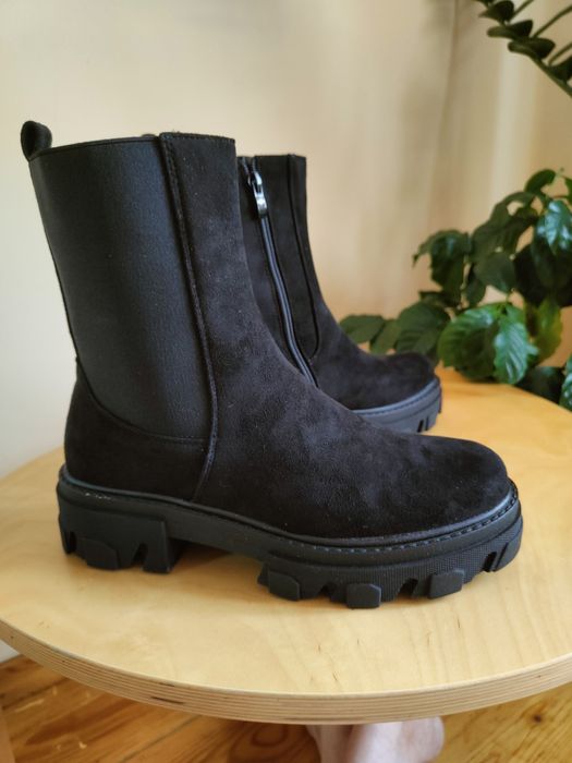 Botki workery zamszowe r. 38