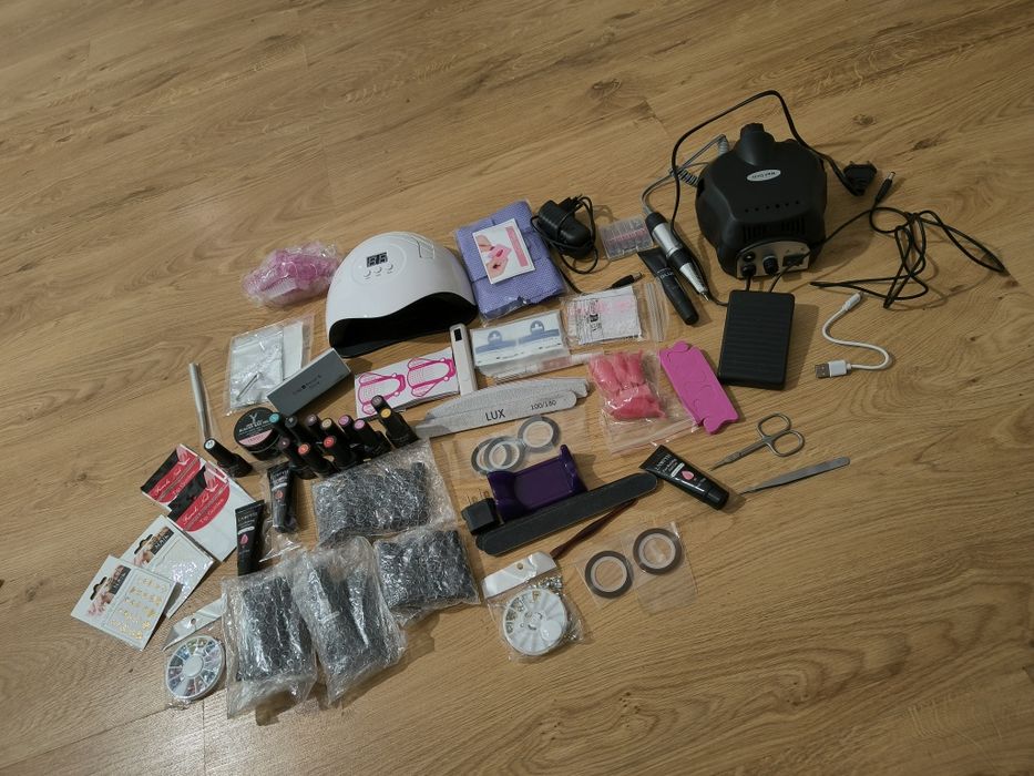 Zestaw do robienia paznokci