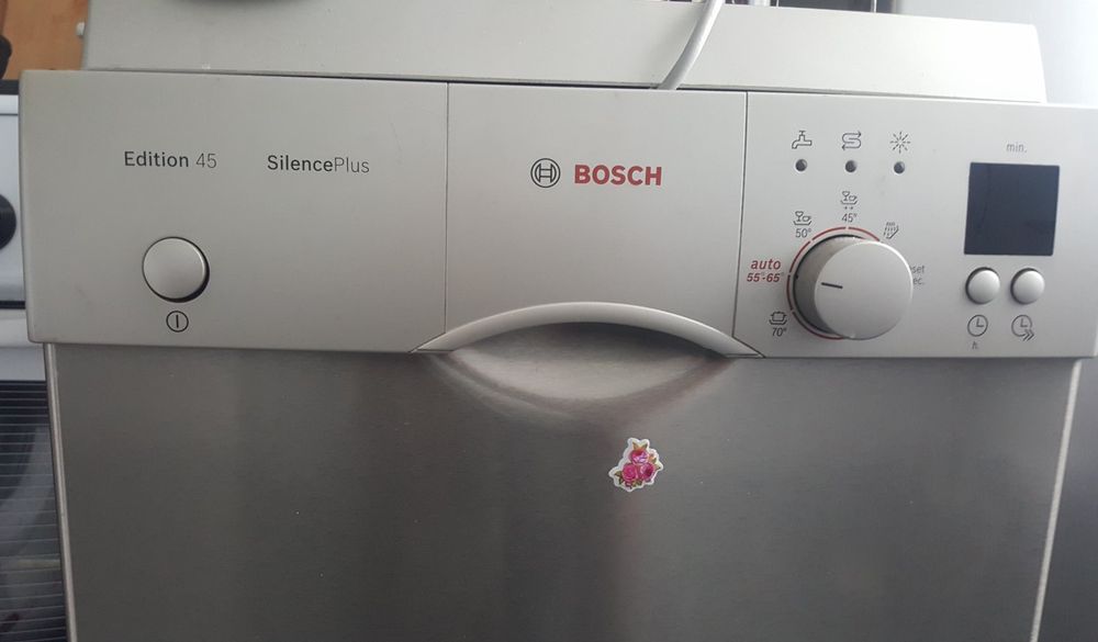 Посудомийна машина Bosch SRS 55M78 EU
Тип: вузька
Установка: окремо ст