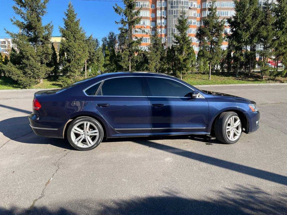 Volkswagen Passat SEL