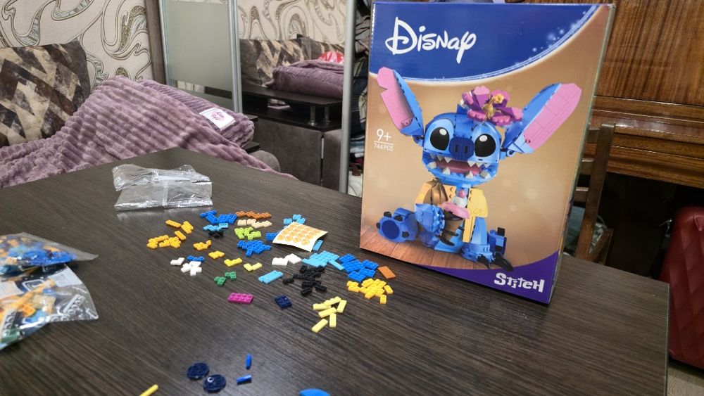 Міні фігурка Stitch конструктор лего збери свого улюбленця. Подарунок