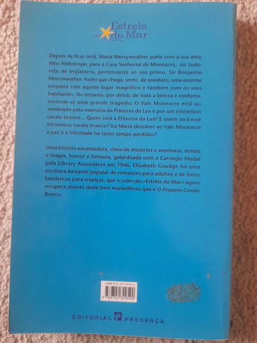 Livro "O pequeno cavalo branco"