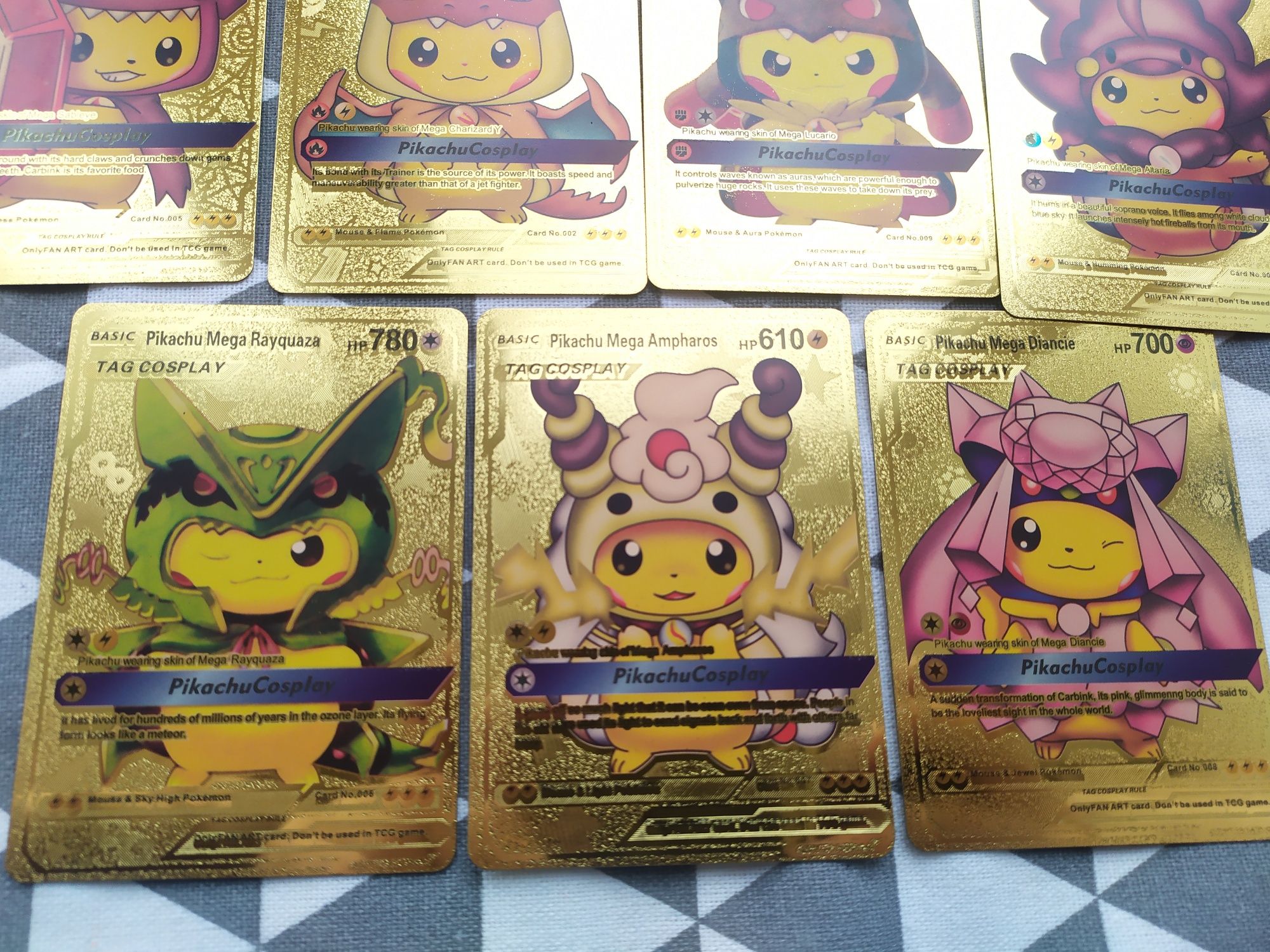 Колекція золотих карток Pikachu Pokémon. Pokémon Gold cards