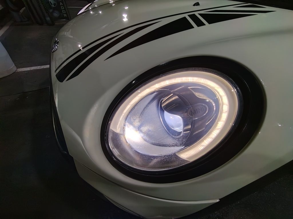 Mini Cooper D F55 caixa automática