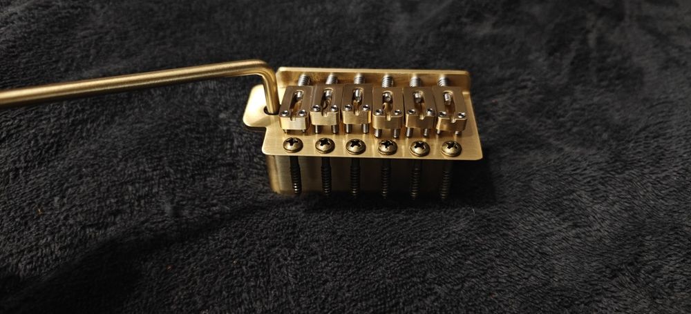 Mostek Stratocaster Full Mosiądz Lepszy niz Gotoh Fender Stratocaster