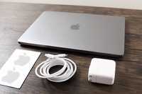 MacBook Air M1 2020.