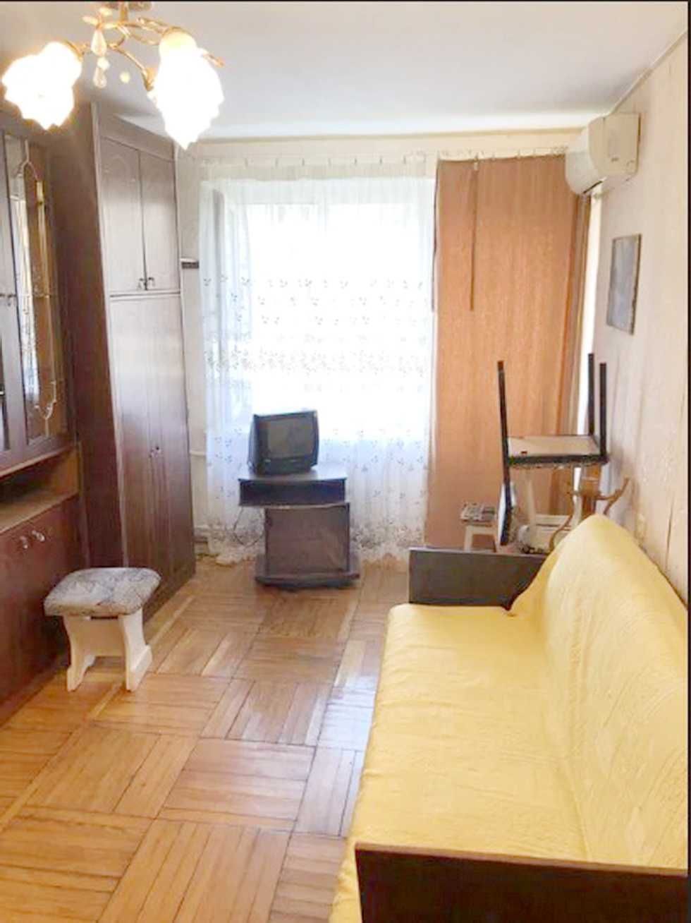 1-комнатная в кирпичном доме в центре Таирова.