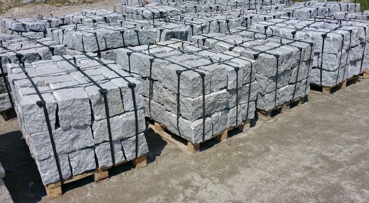 Kamień granitowy, obrzeże 10/20/40 bloczek kamień murowy bloczek