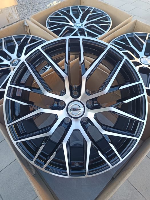 #MA4 Alufelgi R18 5x114,3 Nissan Altima Maxima Juke Sentra Qashqai