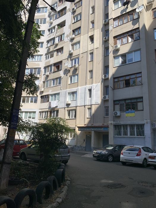 Продам 4ьох кімнатну квартиру в Хаджибейському районі