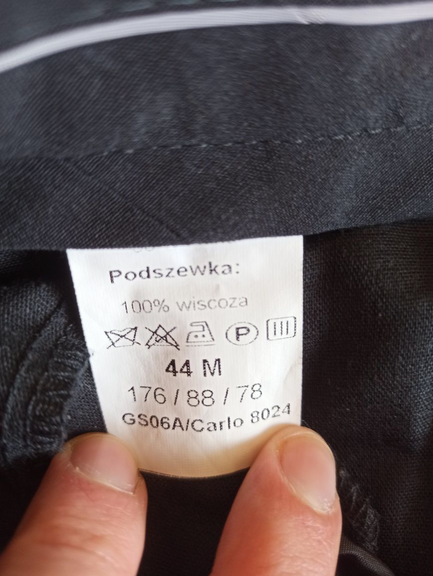 zestaw garniturowy z krawatem
