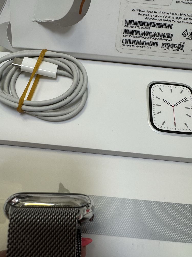 Apple Watch Series 7 GPS + Cellular LTE 45mm stal nierdzewna A2478