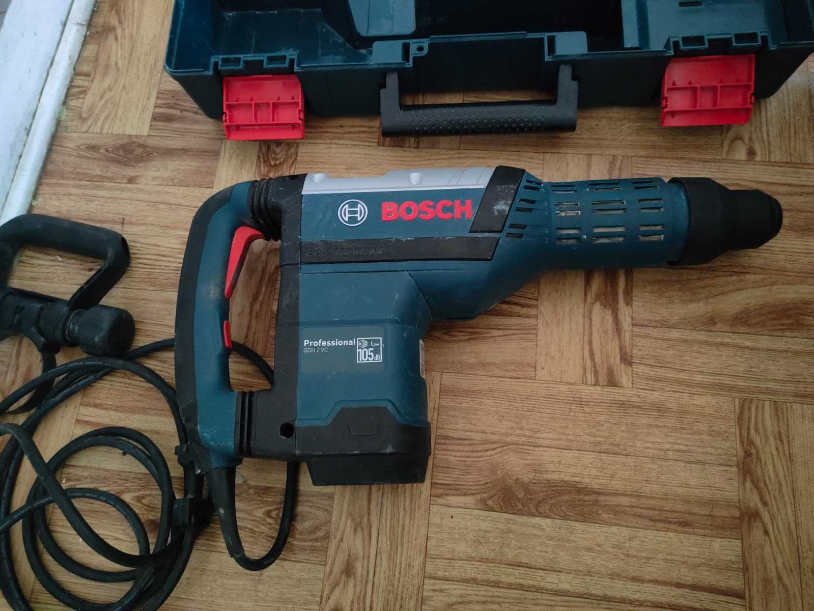 Młot udarowy Bosch GSH 7 VC