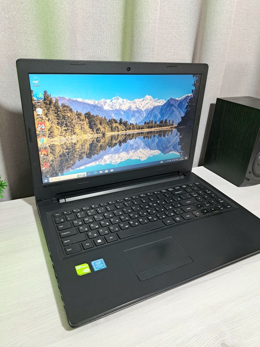 Ноутбук Lenovo 100-15ibd/4 ядра/4 Gb Ram/SSD 256 Gb/GeForce 920M 2 Gb