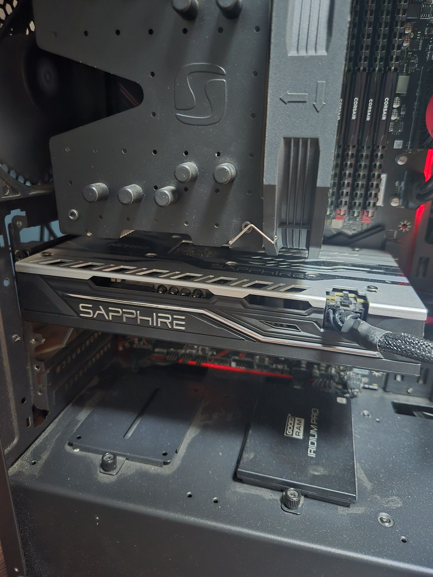 Radeon rx 480 saphire nitro + 4gb