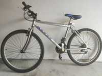 Bicicleta usada - quadro de alumínio
