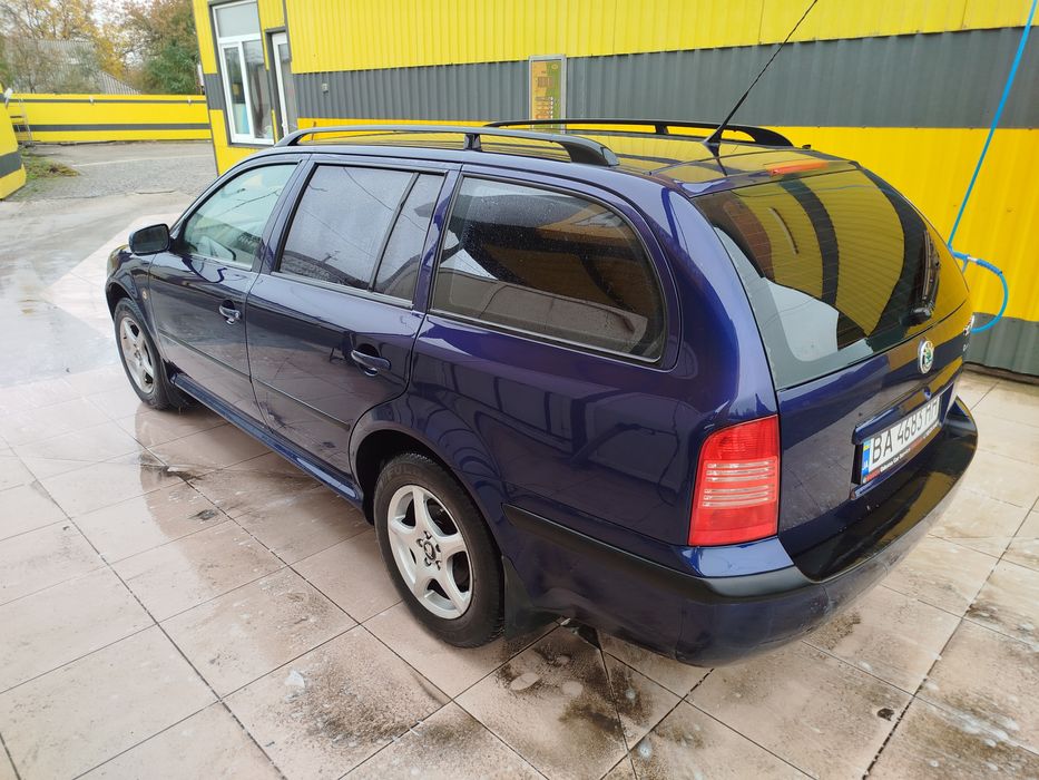 Продам октавію 1.6 мпі