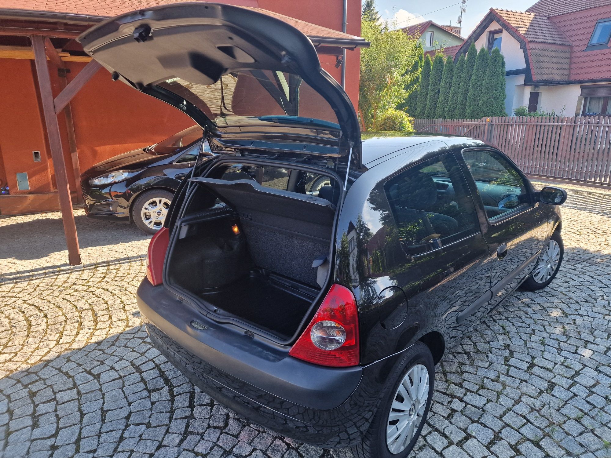 Reno clio 1,2 ,benzyna