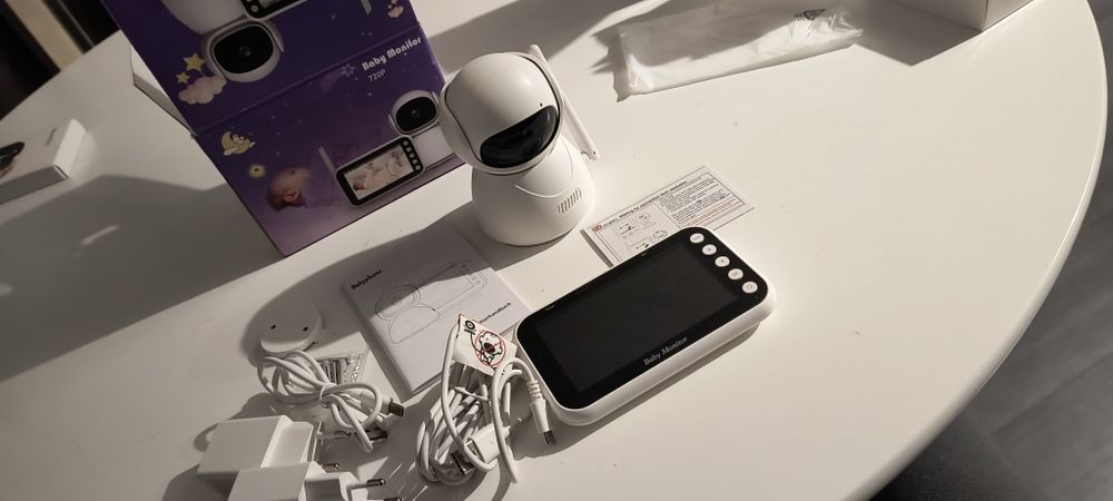 Elektroniczna niania z kamerą 720P ABM210