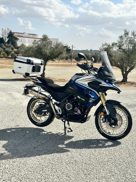 Voge 525 DSX – Totalmente Equipada e Impecável