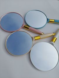 Зеркало с ручкой косметическое круглое разные цвета зеркало купить