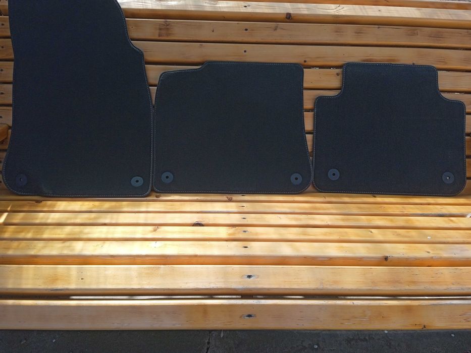 Килимки Volkswagen Touareg