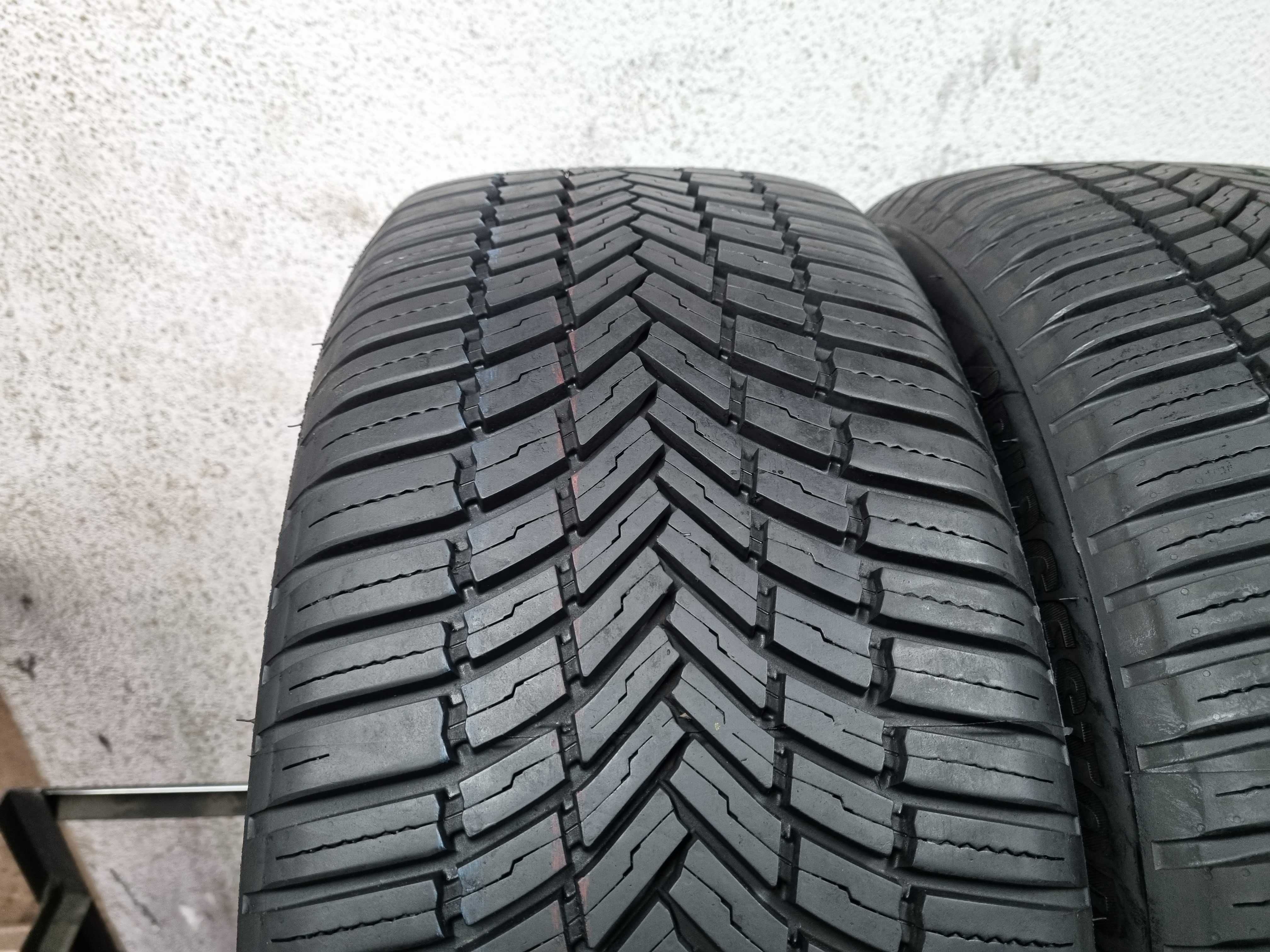 235/50/19 103W Bridgestone Weather Control A005