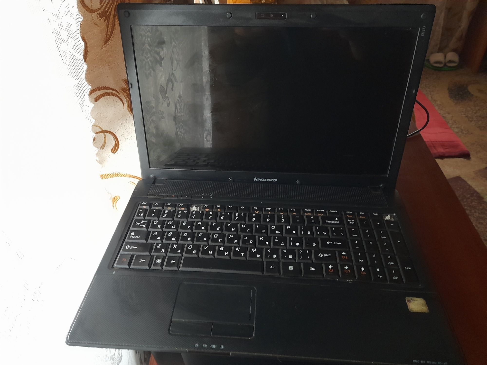 Ноутбук Lenovo 565 на запчастини