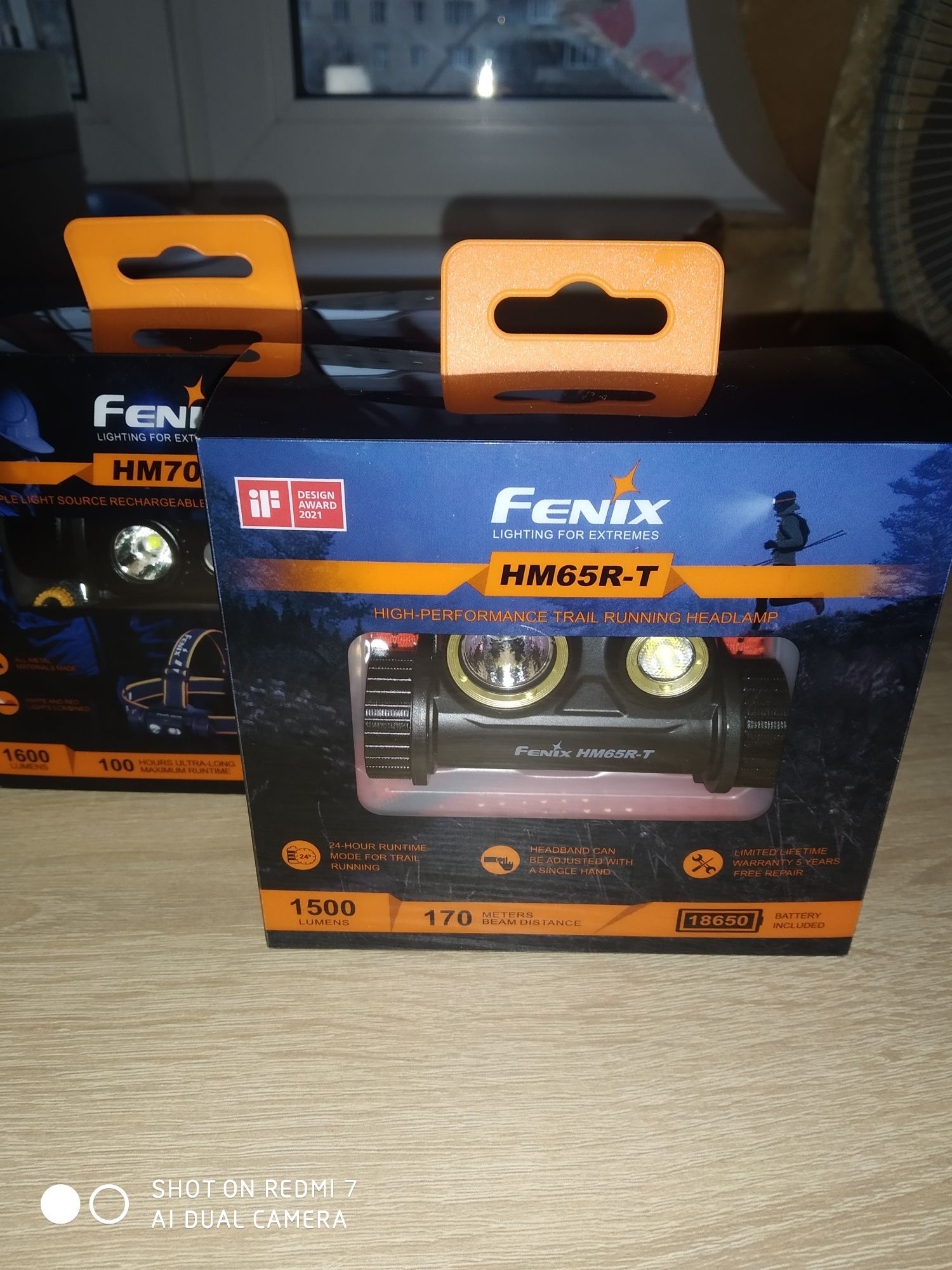 Налобный фонарь Fenix HM65R