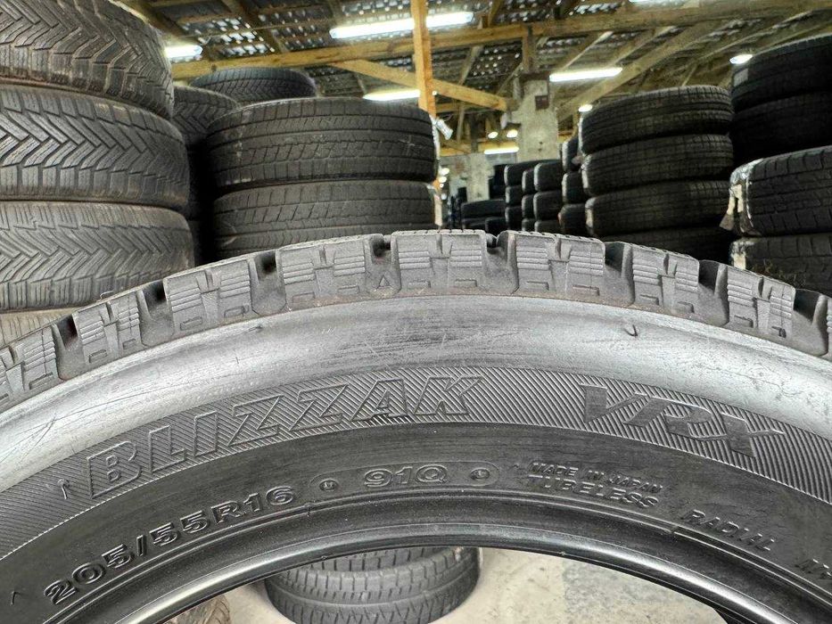 Шини зимові 205/55 R16 BRIDGESTONE BLIZZAK VRX 7mm